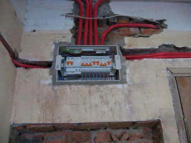 水电材料选择 看似美观的背后暗藏隐患